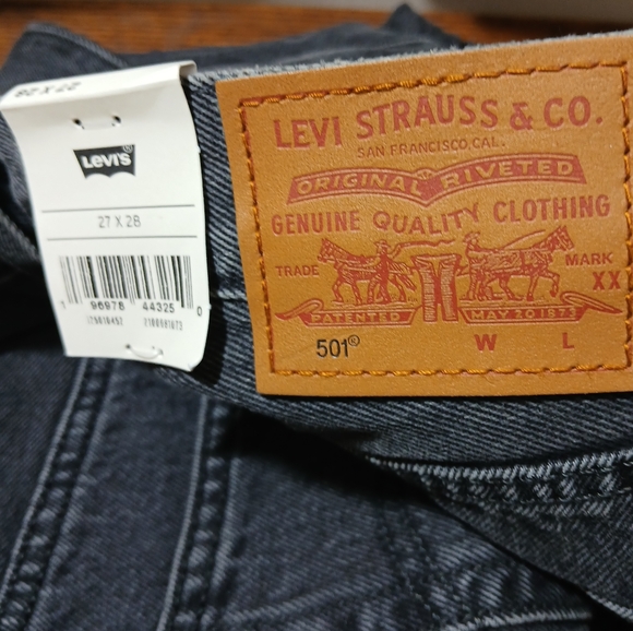LEVI'S Women 501 Original Jeans Straight High Rise Black Wash Cotton Denim - Picture 7 of 11